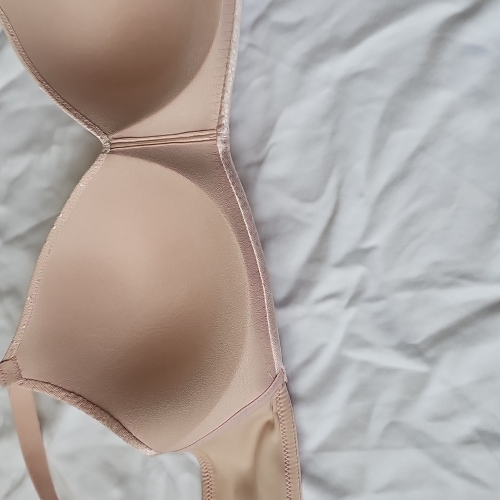 Wacoal 36c bra wireless - Picture 3 of 3